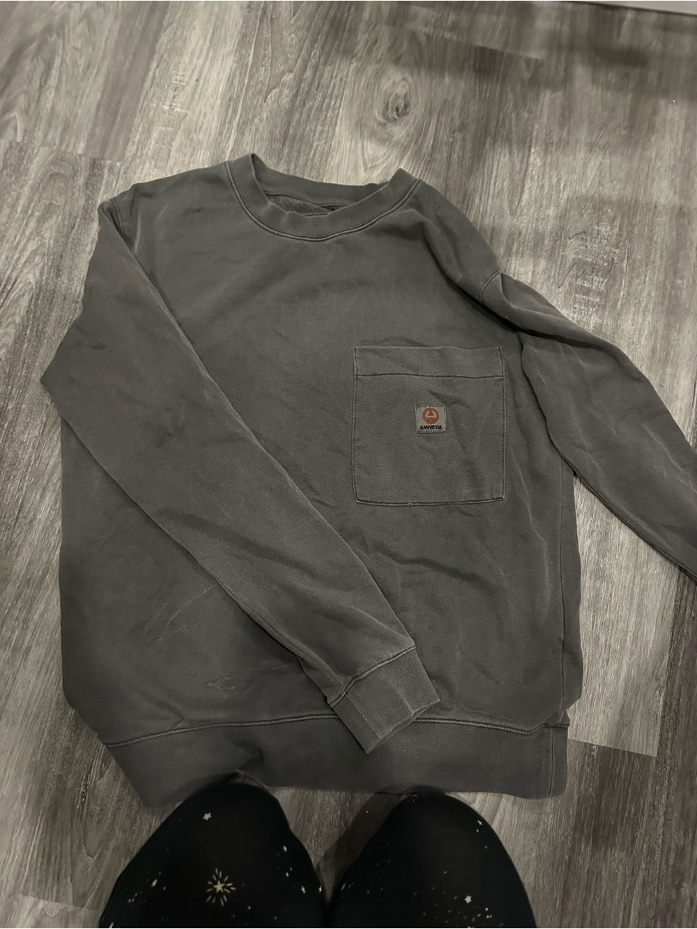 Men's Crewneck Pocket Sweater - Charcoal
